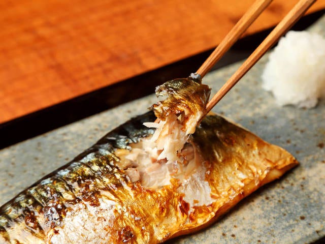「越田商店の鯖」がうますぎ！1日50食限定のサバ定食しかない、大森の鯖の塩焼き専門店『鯖なのに。』