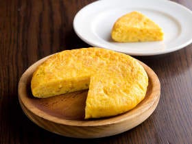 余った卵どうする？プロのアイディアでいつもの「オムレツ」を簡単アレンジ