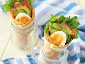 エッグベネディクトも片手で食べられる！ 「ワンハンドフード」の簡単レシピ3選