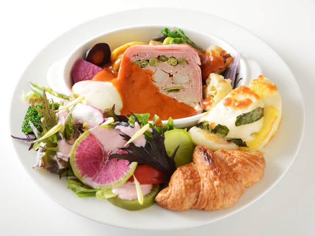 京都・西本願寺境内で本格フレンチが楽しめる?! 野菜フレンチが絶品の期間限定「おてらかふぇ」