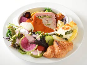 京都・西本願寺境内で本格フレンチが楽しめる?! 野菜フレンチが絶品の期間限定「おてらかふぇ」