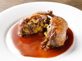 王道ビストロ料理をカジュアルに食べるならここだ！クラシックなフレンチを堪能できる『ビストロラドレ』