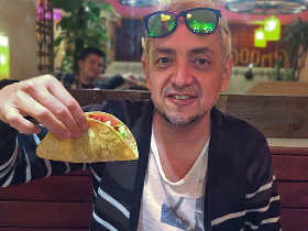 40年間愛され続けてきたハンバーグとタコスの名店を再評価する