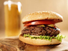 肉汁あふれるハンバーガーとクラフトビールは最強コンビ！ 都内で「バーガー＆ビアが楽しめる店」まとめ