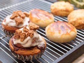 あのレディー・ガガも大絶賛したデザイナー監修！ アートな空間に心躍る、新感覚のベーカリーカフェが誕生