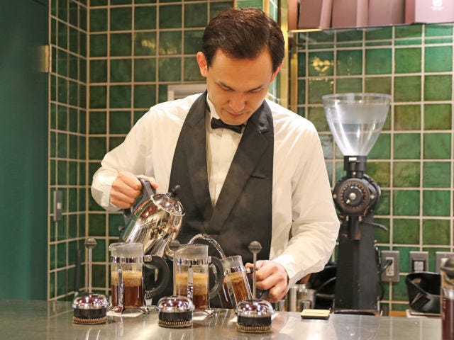 一度飲むと忘れられない「ゲイシャコーヒー」って!? 幻のコーヒーの魅力を『丸山珈琲』からレポート