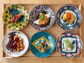 美しすぎる中華料理店を発見！鮮やかな「九谷焼」と中華料理のコラボに思わずうっとり『恵比寿中華 泰山』