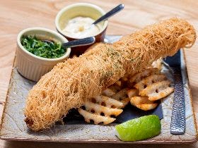  地球環境を考えた「サステナブルシーフード」の魚がおいしい！ 世田谷で『BLUE』が日本初の試み