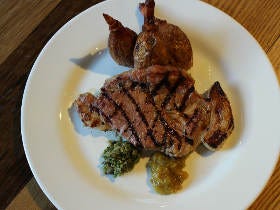 こんにちは申年！　新年の始まりは店名に「さる」がつくビストロで