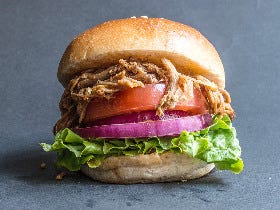 品川エキナカに新グルメ誕生！ 肉汁あふれるプルドポークバーガーが超うまい『タミルズ』