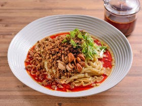 「シビれる快感」にハマる人続出！ 札幌で大人気のシビれ系「担担麺」が東京に初進出