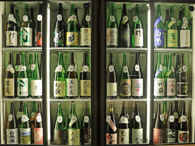 レアな日本酒も3,000円で飲み放題！ 都内でコスパ最強の日本酒専門店まとめ