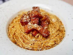 神楽坂のカルボナーラ専門店『HASEGAWA』が超話題！ 熱狂的ファン続出で大ブレイク中