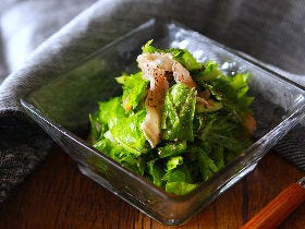 あと一品に！ 余った「セロリの葉」がおいしく生まれ変わる、副菜おかずレシピ3選