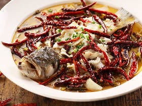 これぞ新感覚の中華料理店！ 蔵前の隠れ家『ユジュン』で、日本人がまだ知らない「本場中国の味」に出逢う