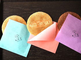 伝統の名菓「ゴーフル」が食べ歩きスイーツに変身！ 上野の老舗菓子店『上野風月堂本店』の新たな挑戦