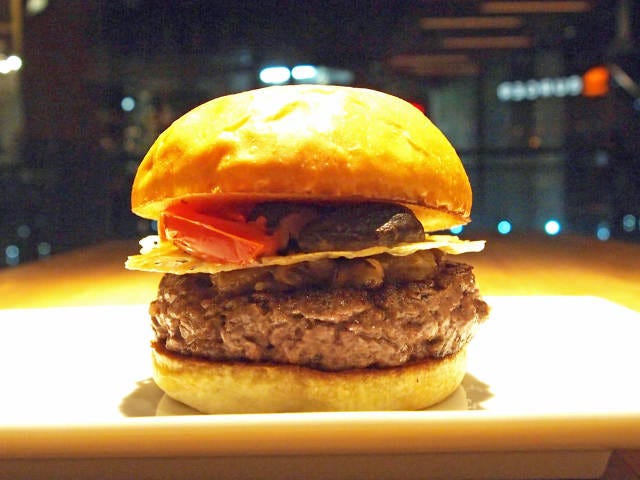 ロサンゼルス発の超人気ハンバーガーレストラン『ウマミバーガー』がついに日本上陸【3/24オープン】 