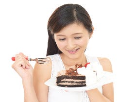 梅雨どきの気分をアゲる、食べたいグルメランキング！男女差がこんなにも…【男女200人アンケート】 