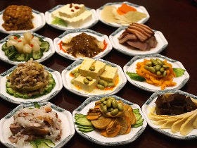 銀座の超人気チャイニーズで食べる見たことも聞いたこともない発酵前菜オールスター！