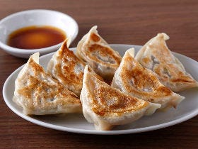 マニアおすすめ、下北沢エリアのうまい「餃子」3選！ あの老舗から注目のニューフェイスまで