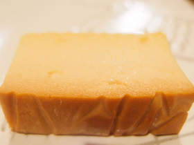 『卵ドリル』著者・松浦達也さんが「2016年のひと皿」に選んだのは6時間かけて焼き上げたカステラ