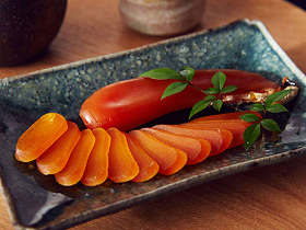 日本酒好きへの手土産はコレ！ 秘書が取引先に贈って喜ばれた「絶品おつまみ」まとめ