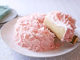 記念日やお祝い事にぴったり！ 口の中でフワッととろける「花びらチーズケーキ」の簡単レシピ