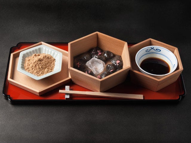 柔らか～い「わらび餅」がおいしすぎ！ 予約のとれない日本料理店『くろぎ』が和カフェをオープン