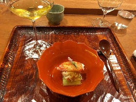 海の幸と葡萄畑の幸は横浜で出会う、旬を頂く和食の極みと自然派ワインの店 横浜『おか田』