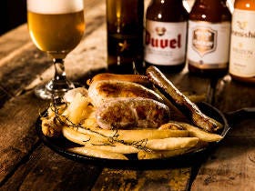 絶品ソーセージとクラフトビールを堪能！新宿駅チカに一流シェフ監修のビストロがオープン