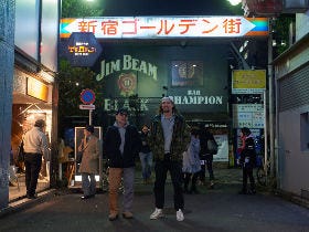 最強レモンサワー酒場『The OPEN BOOK』店主が案内する、コワくない新宿ゴールデン街の歩き方