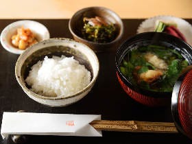 懐石10皿コースが8,000円から！『嵐山吉兆』ほか世界の領事館で活躍した名職人の料亭が京都に誕生