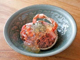 【荒木町】旬の魅力が満載！ 名店『石かわ』一門の実力派が開いた日本料理店『たつや』