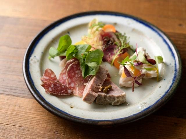 レストランのシャルキュトリー レストランのシャルキュトリー 柴田書店