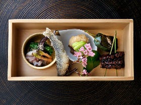 愛媛の日本料理店で唯一のミシュランガイド掲載店がついに東京進出！ 日本の四季を尊ぶ『日本料理 和敬』