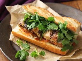 サバ缶で作れる「サバサンド」が簡単おいしい！行楽シーズンに食べたい、サバ缶サンドイッチのレシピ3種