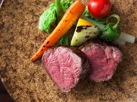 熟成塊肉とシャルキュトリーのおいしさに悶絶！　あの『格之進』がコラボして新店をオープン