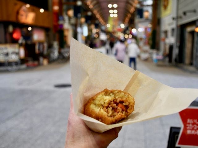 シチリア発のライスコロッケをスタイリッシュに食べ歩き！名古屋『アランチーニ ナゴヤ』は日本初の専門店