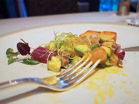 ダイエットでブームの糖質制限も地球にやさしい運動のような、うさんくさいビジネスか？