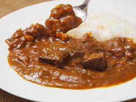 カレーまみれの2日間！ 日本最大級のカレーイベント「よこすかカレーフェス」が本日より開催