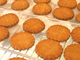 サクホロ食感の「サブレ」に感動！兵庫・芦屋のパティスリー『マ ビッシュ』のこだわり焼き菓子が大人気