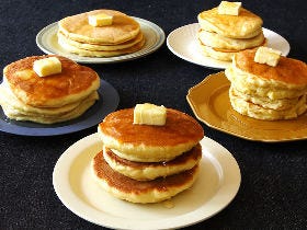 美味しいホットケーキの作り方を徹底比較！ ふわふわに仕上げる「ちょい足し」食材はどれだ【レシピ】