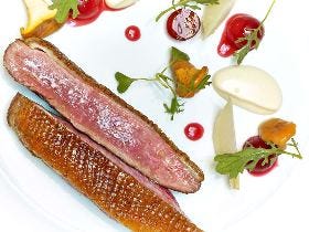 クリスマスや年末年始に行きたい、NYバカラホテルのレストラン