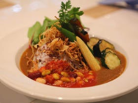 銀座の隠れ家カフェで、アマニを用いたトータルビューティーケア