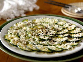 旬のズッキーニを大活用！フライドズッキーニやカルパッチョなど、夏のおつまみにオススメの簡単レシピ3選