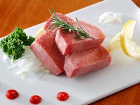 吉祥寺の人気焼肉店『焼肉いのうえ』で究極の肉を喰らえ！