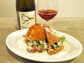 プロ選りすぐりの自然派ワイン150種がずらり！『パーラー江古田』出身オーナーの個性派角打ちの正体とは