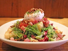 一人でも行きたい「愛されビストロ」。女性シェフの温かさが街を彩る、幡ヶ谷『オー ペシェ グルマン』