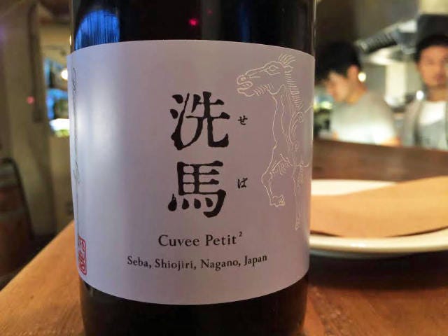渋谷、行列必至のワインバー「アヒルストア」注目の日本ワイン