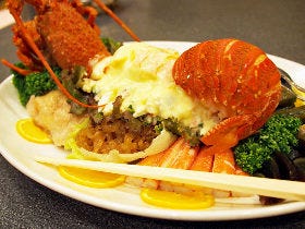 日本三大チャイナタウンのひとつ、神戸の中国料理の歴史が味わえる創業60年の老舗